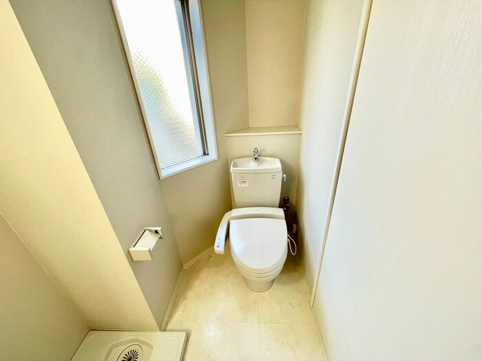 物件内観写真16　(トイレ)