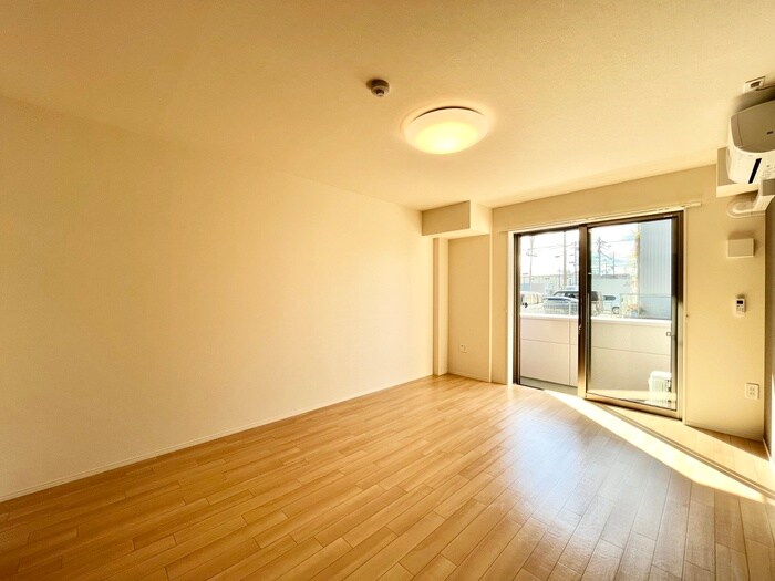 物件内観写真12　(居室)