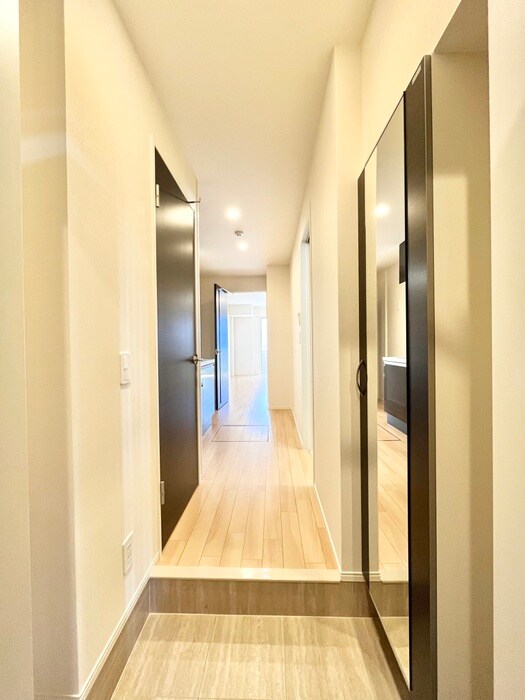 物件内観写真15　(玄関)