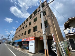 ファーストビル外観写真