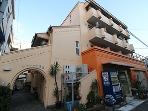 シャレール長居外観写真
