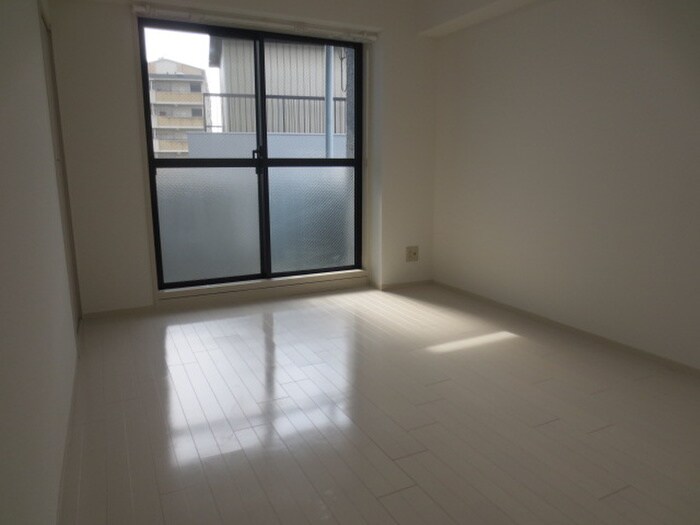 物件内観写真10　(内観写真)