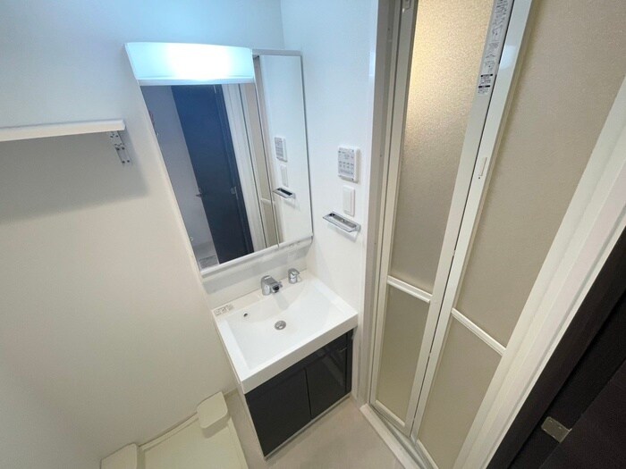 物件内観写真13　(洗面)
