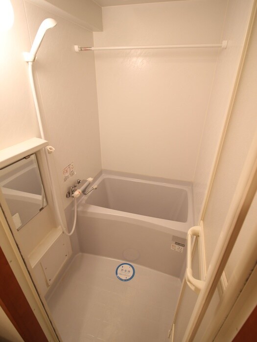 物件内観写真8　(バス／シャワールーム等)