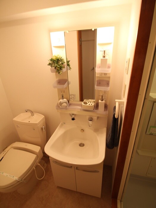 物件内観写真9　(洗面)