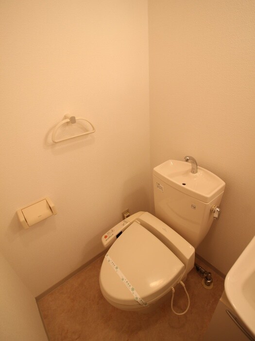 物件内観写真11　(トイレ)