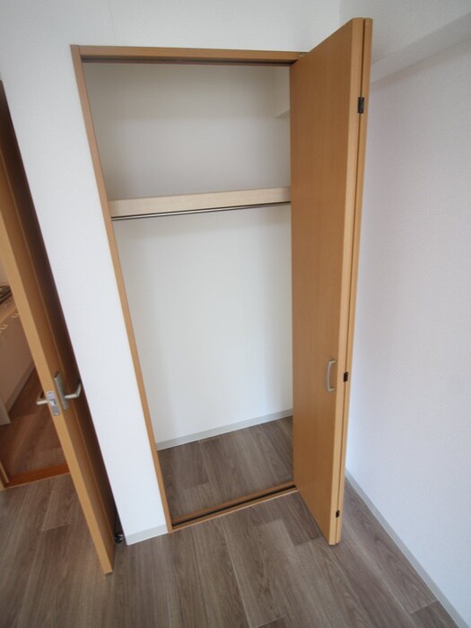 物件内観写真15　(収納)