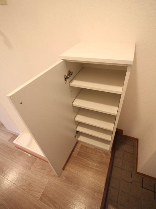 物件内観写真16　(靴箱)