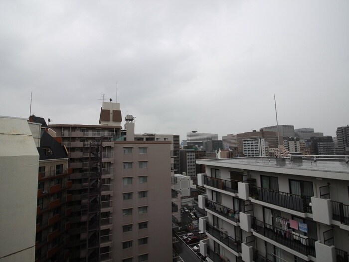 物件内観写真17　(室内からの展望)