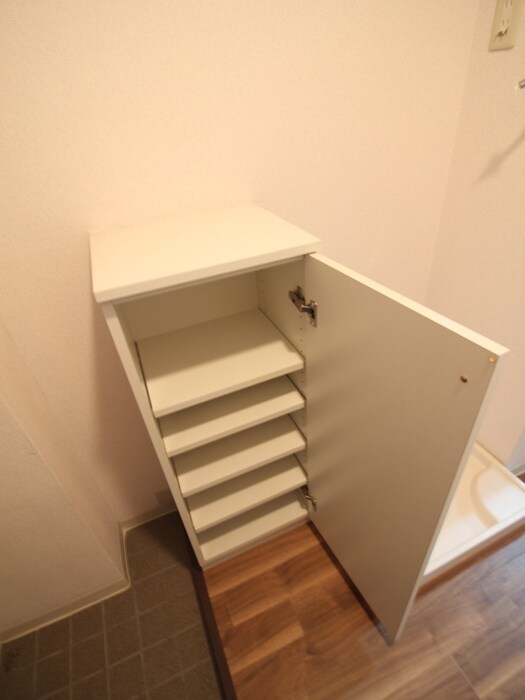 物件内観写真17　(靴箱)