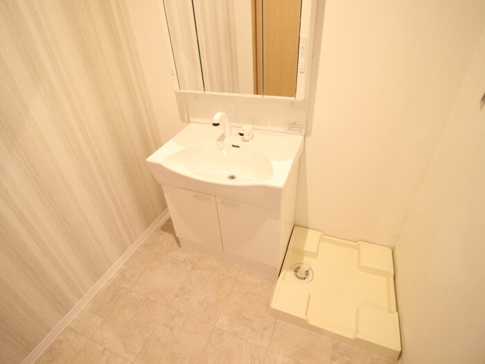 物件内観写真13　(洗面)