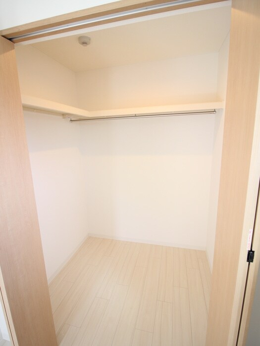 物件内観写真15　(収納)