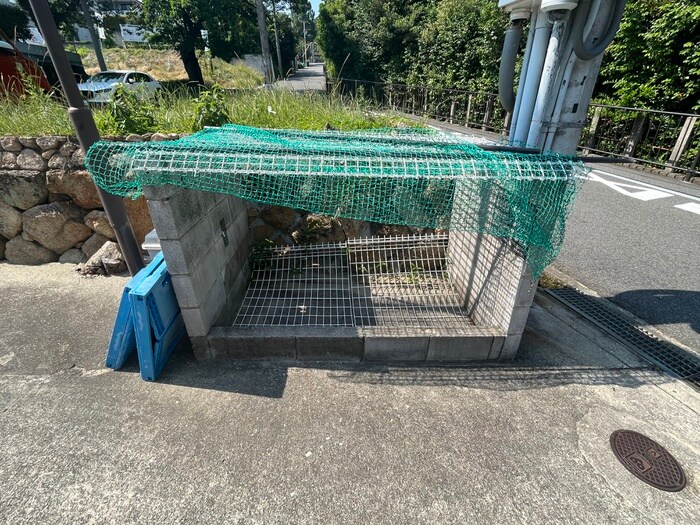 物件外観写真4　(建物設備)