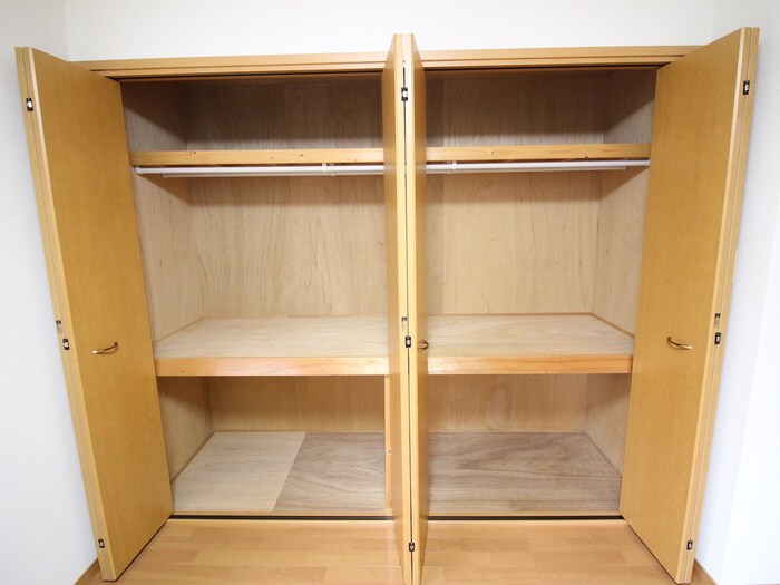 物件内観写真11　(収納)