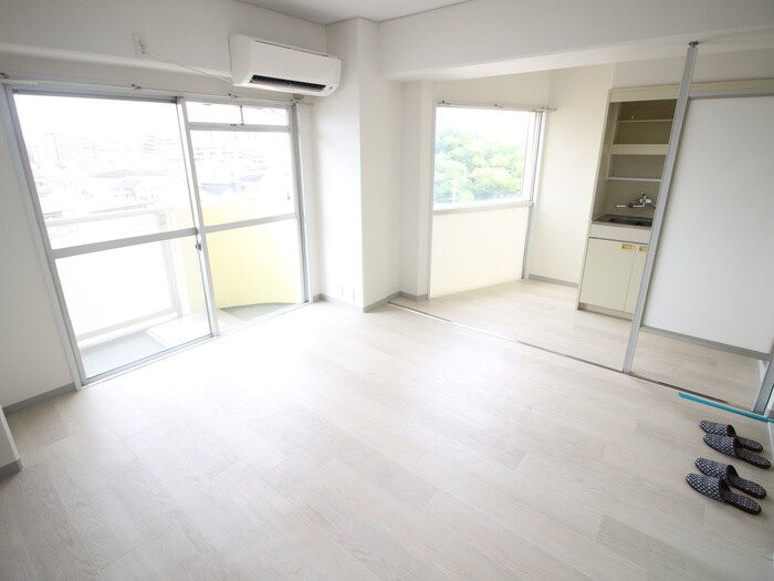 物件内観写真8　(居室)