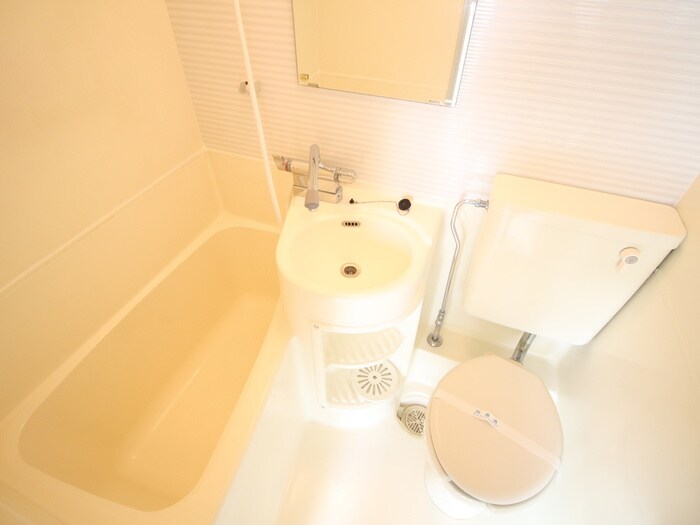 物件内観写真12　(バス／シャワールーム等)