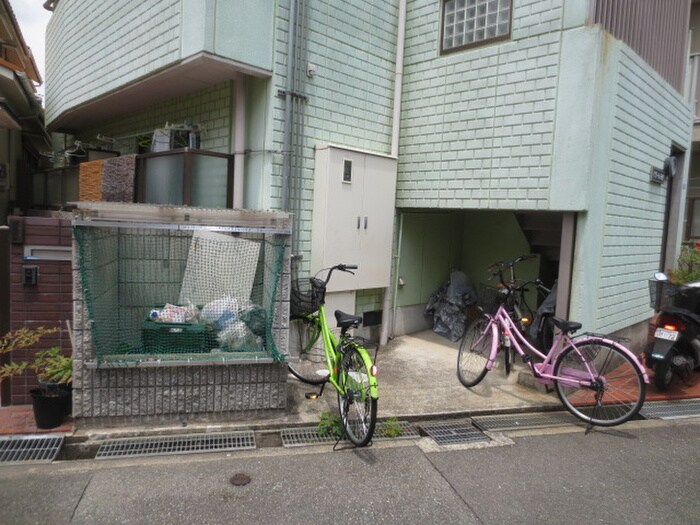 物件外観写真2　(外観写真)