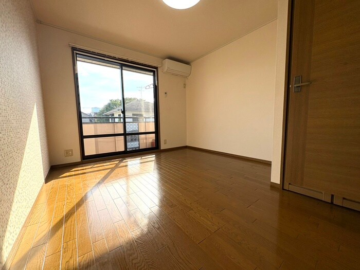 物件内観写真7　(居室)