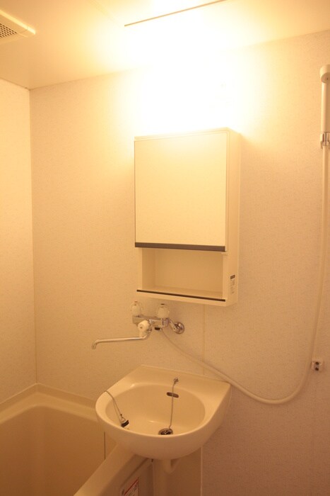 物件内観写真12　(洗面)