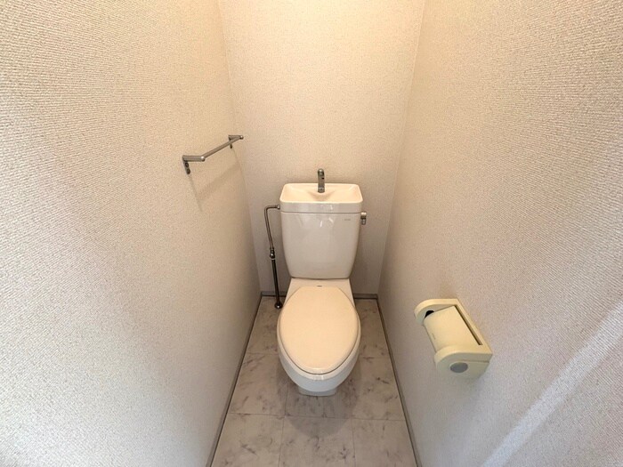 物件内観写真12　(トイレ)