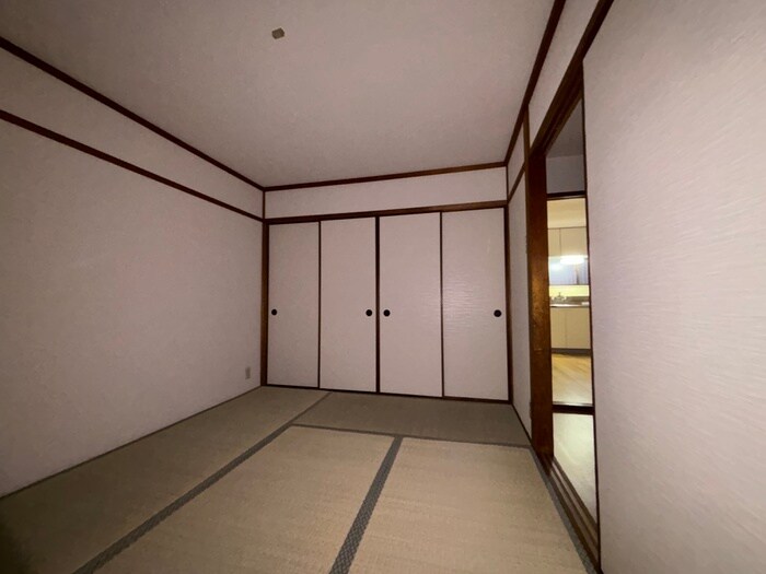 物件内観写真6　(居室)