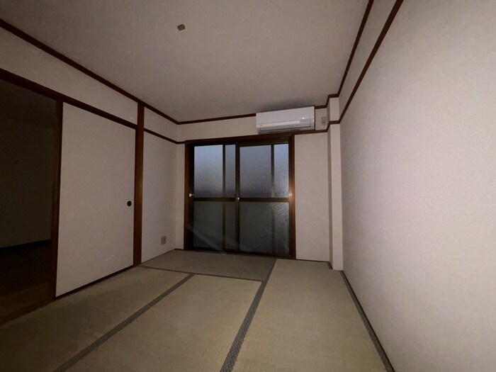 物件内観写真13　(居室)