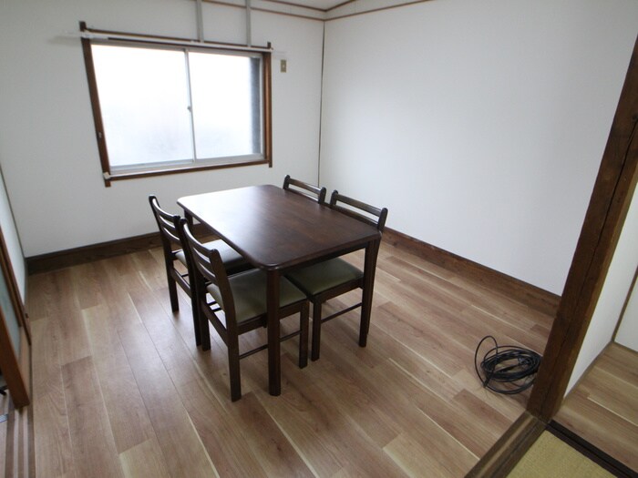 物件内観写真13　(居室)