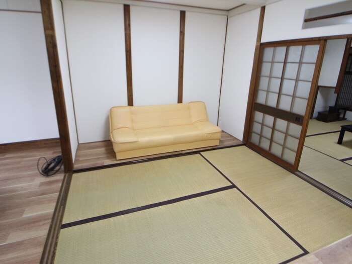 物件内観写真14　(居室)