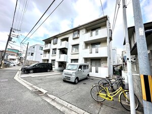 アブニール外観写真