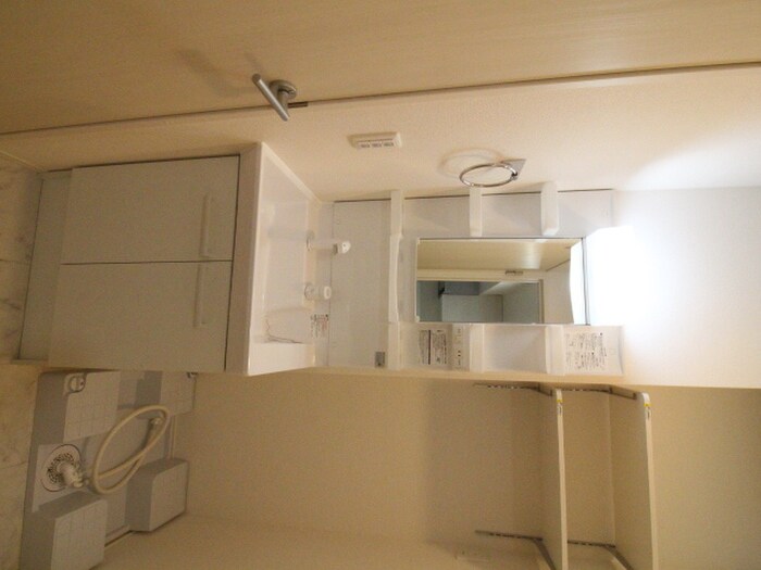 物件内観写真12　(洗面)