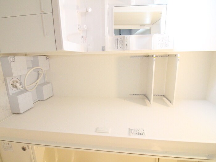 物件内観写真13　(洗濯機置場)