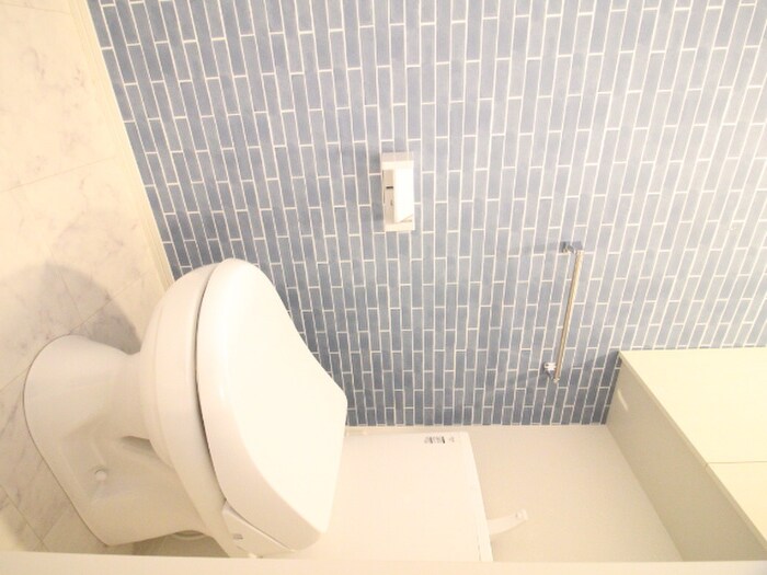 物件内観写真15　(トイレ)