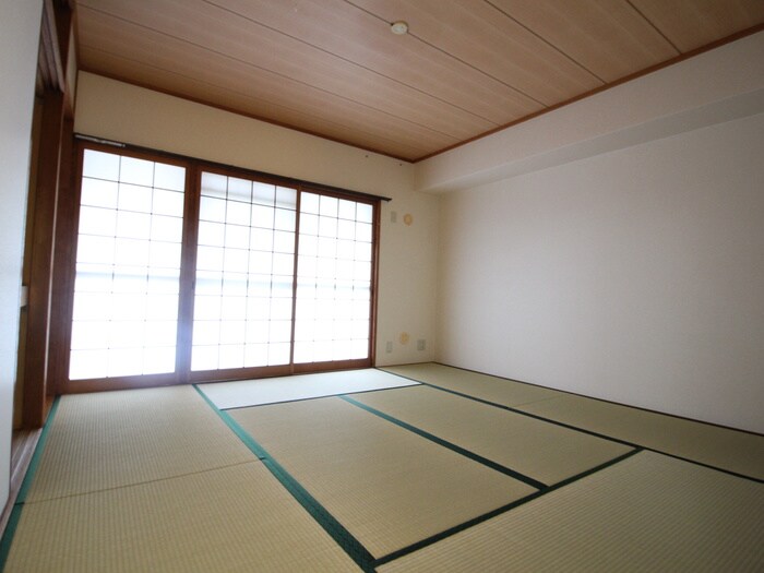 物件内観写真15　(居室)