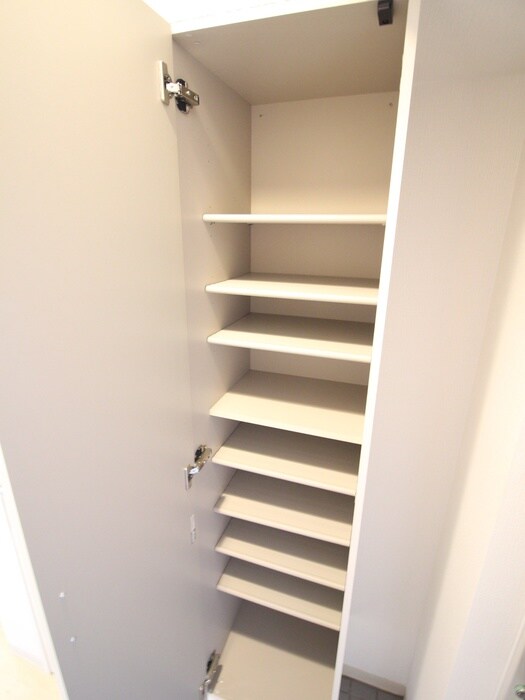 物件内観写真17　(靴箱)