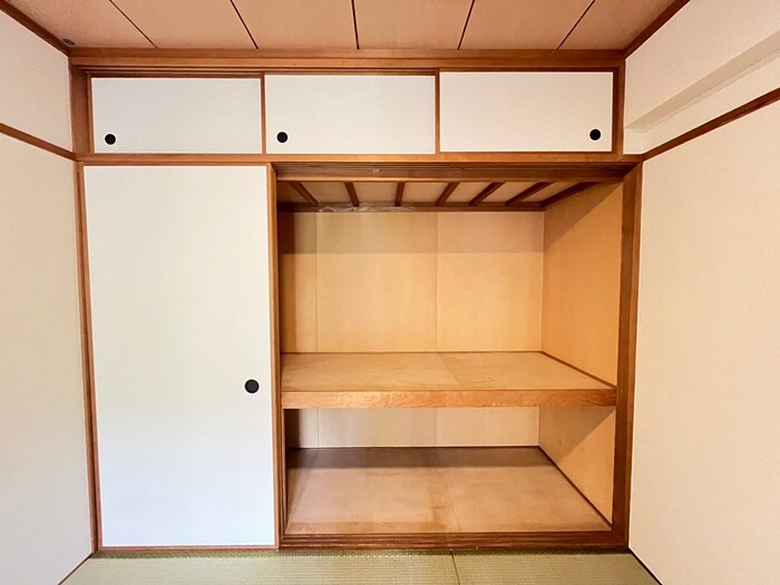 物件内観写真11　(収納)
