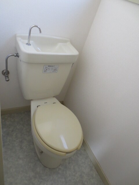 物件内観写真10　(トイレ)