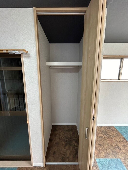 物件内観写真15　(収納)