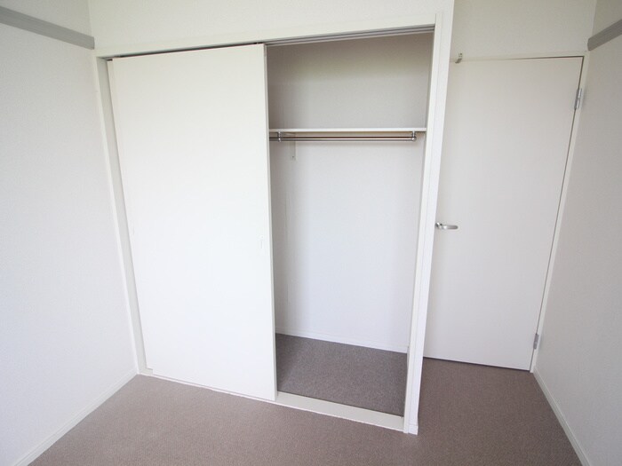 物件内観写真11　(収納)