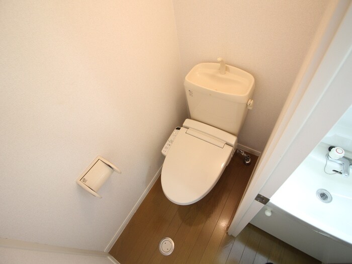 物件内観写真13　(トイレ)