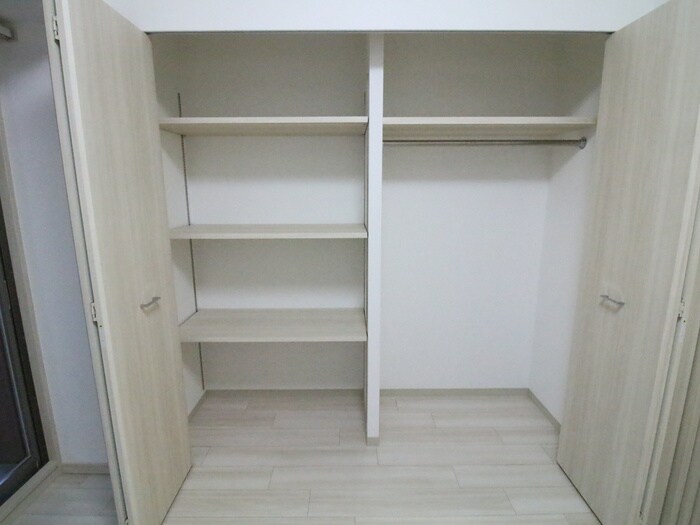 物件内観写真11　(収納)