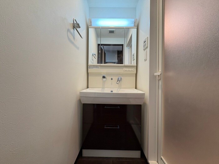 物件内観写真14　(洗面)