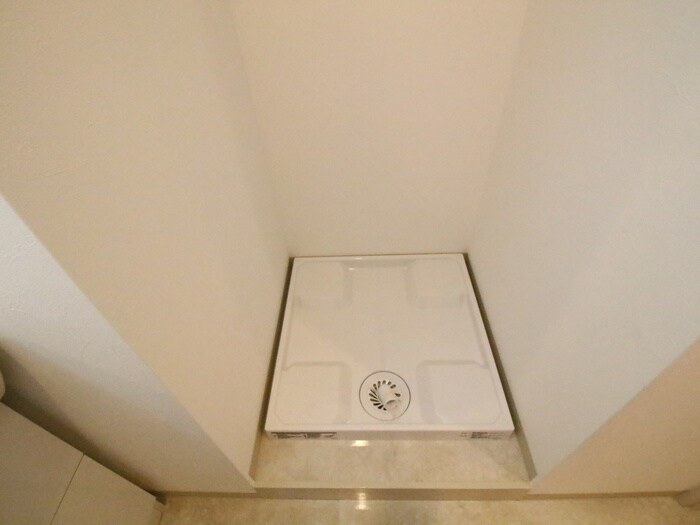 物件内観写真20　(洗濯機置場)