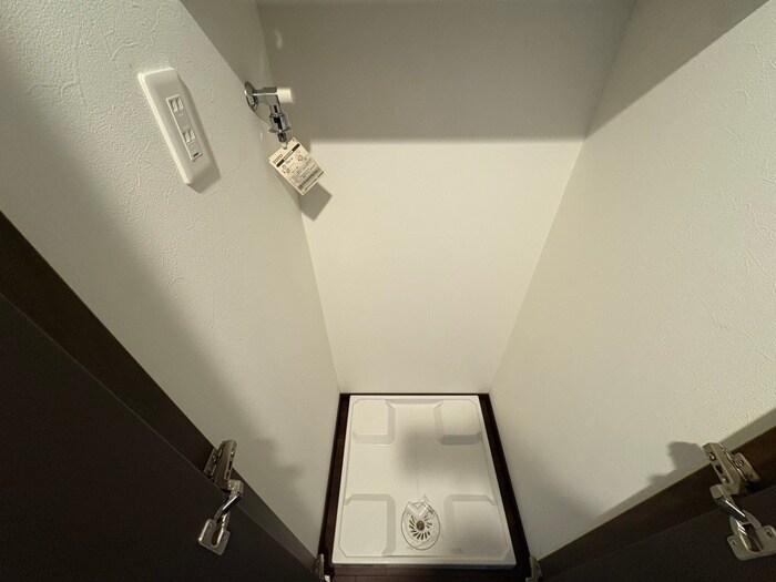 物件内観写真20　(洗濯機置場)