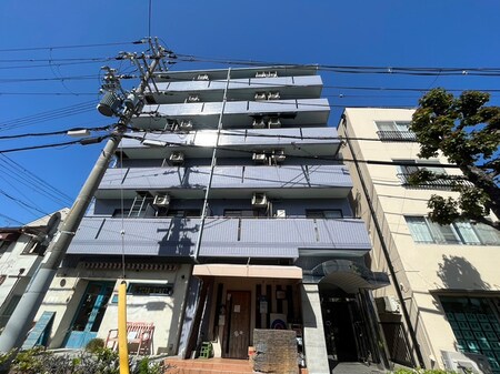 ドミトリー月見山外観写真
