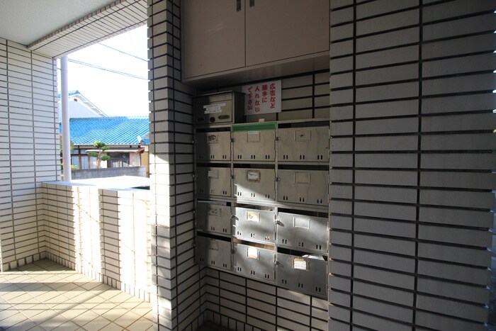 物件外観写真4　(建物設備)