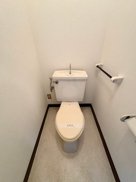 物件内観写真10　(トイレ)