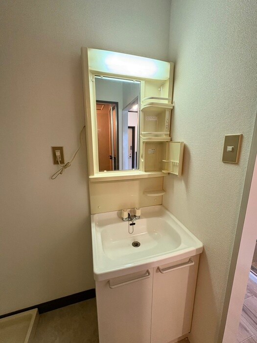 物件内観写真10　(洗面)