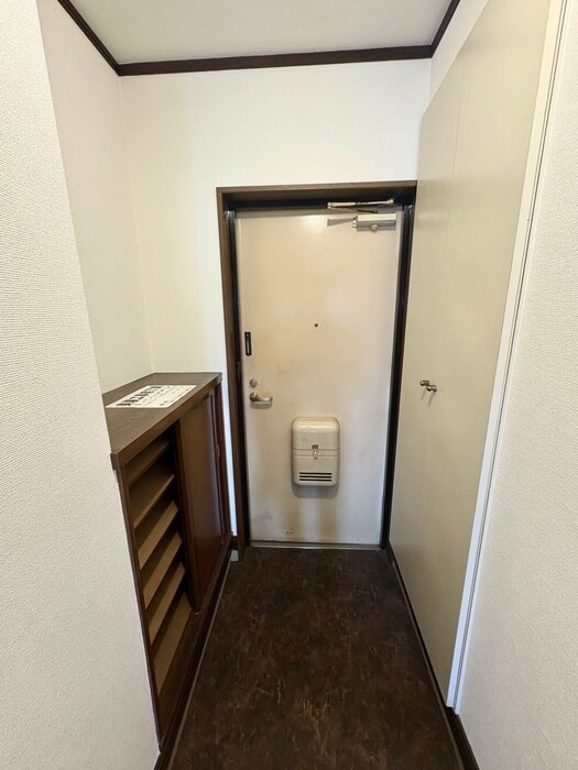 物件内観写真20　(玄関)