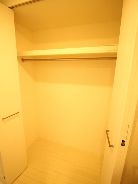 物件内観写真10　(収納)