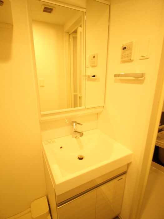 物件内観写真12　(洗面)